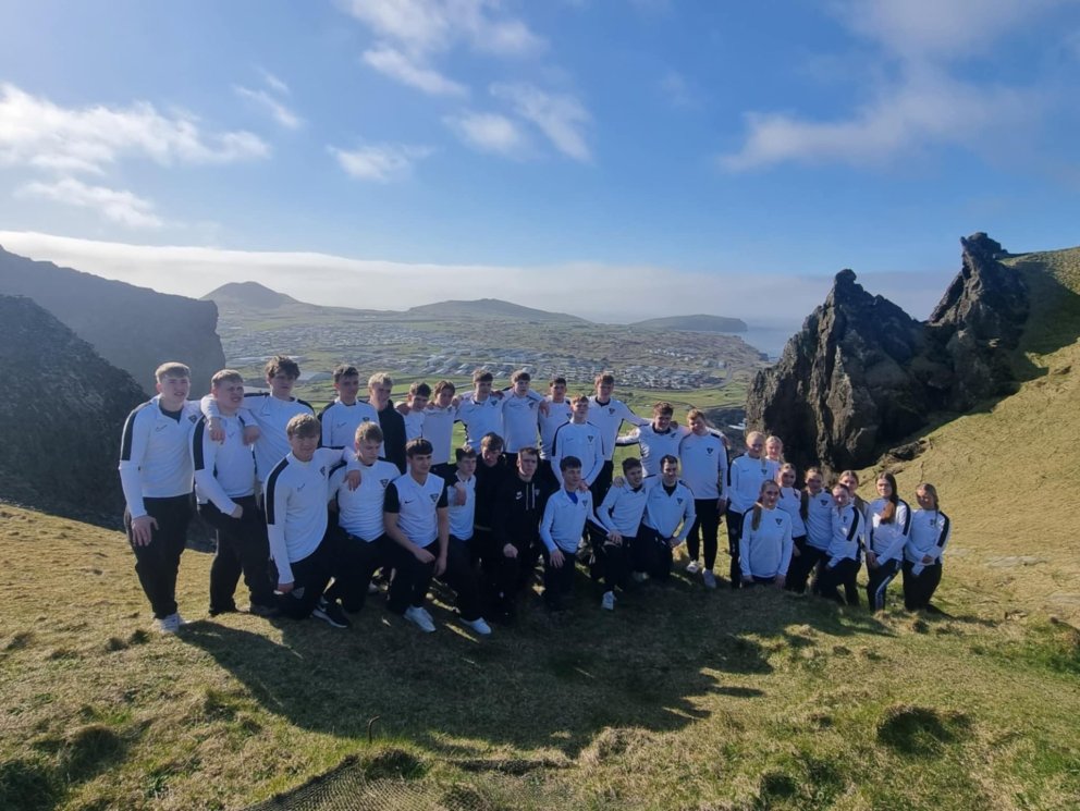 Íþróttaakademía FÍV og ÍBV í fjallgöngu