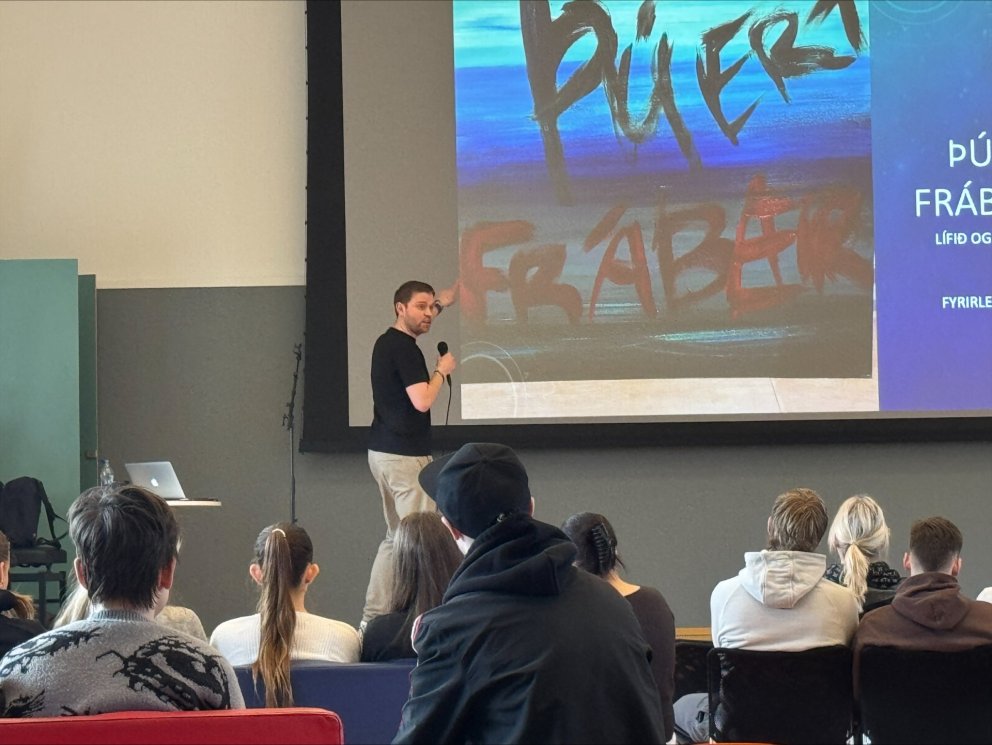 Fyrirlestur Kristjáns Hafþórssonar