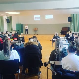 Fyrirlestur á sal með Tryggva Hjaltasyni