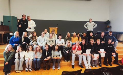 Nemendur í Ensku með ræðukeppni